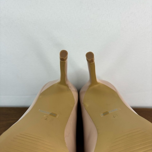 Mixx Shuz Heels Womens 7 Nude Patent Leather Pointed Toe Classic Business Casual - Picture 2 of 8